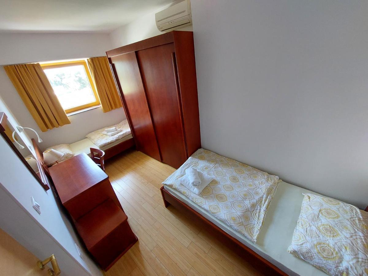 Apartmaji Fizine Portoroz Exterior photo