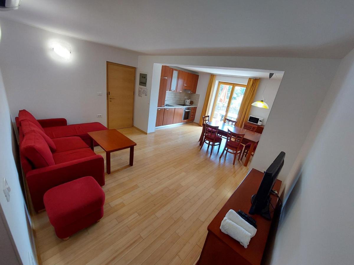 Apartmaji Fizine Portoroz Exterior photo