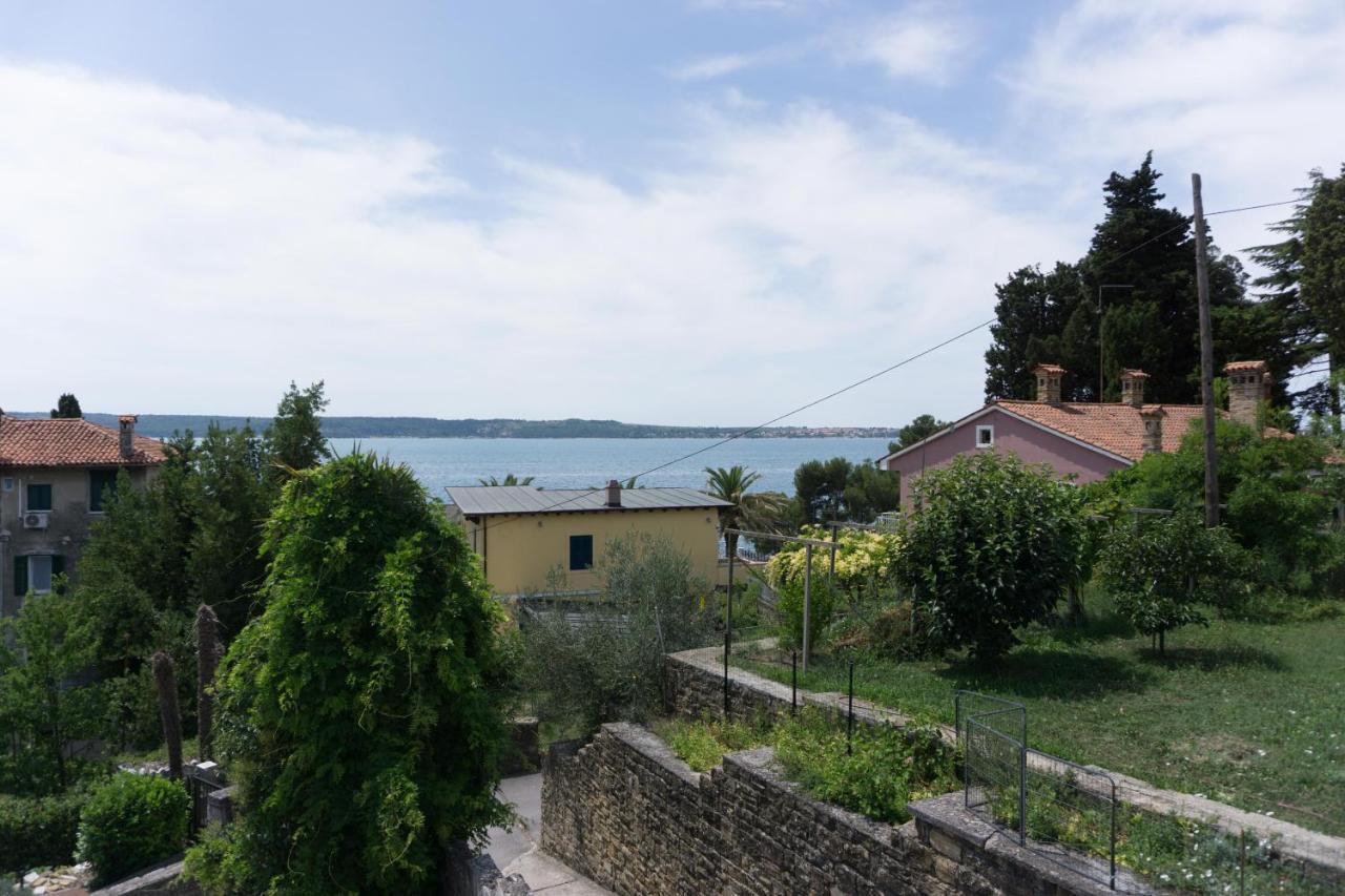 Apartmaji Fizine Portoroz Exterior photo